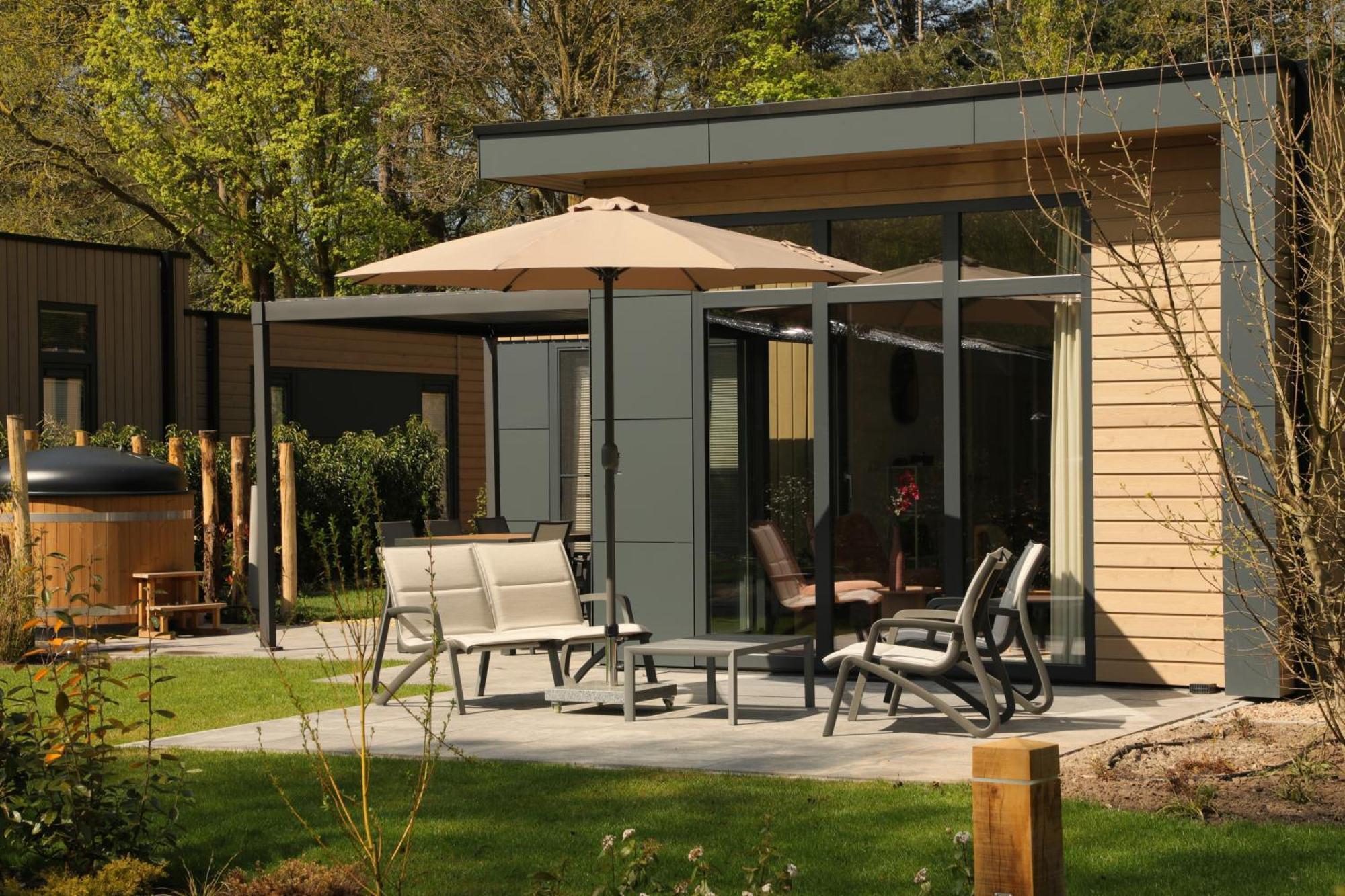 Veluwepark De Bosgraaf | Comfort Met Hottub Lieren Exterior photo